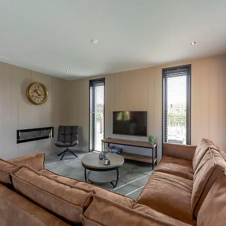 Near North Holland With Jacuzzi * Julianadorp