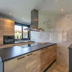 Near North Holland With Jacuzzi Villa Julianadorp