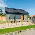 Near North Holland With Jacuzzi Julianadorp
